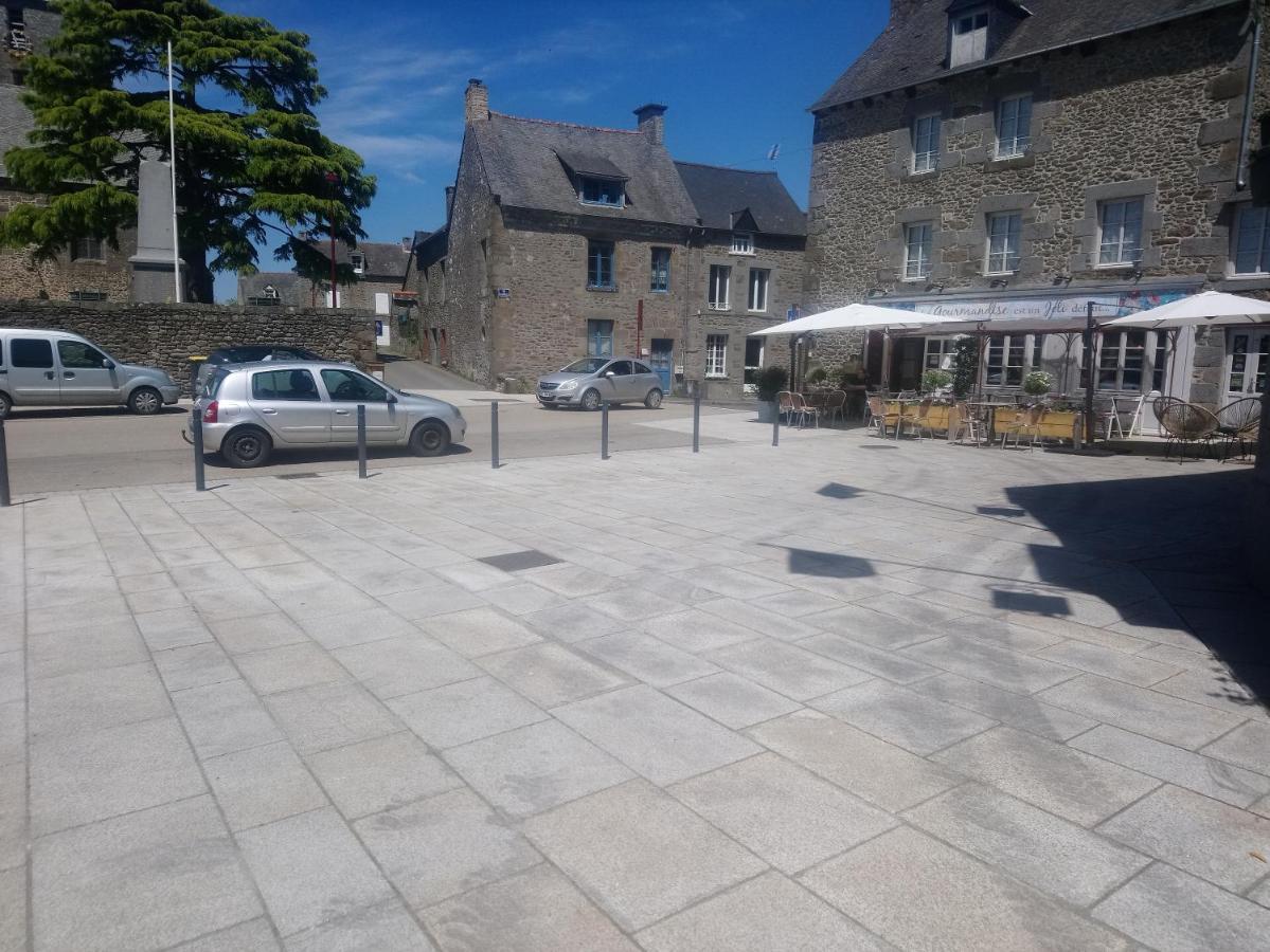 Гостевой дом Bienvenue Saint-Pierre-de-Plesguen Экстерьер фото